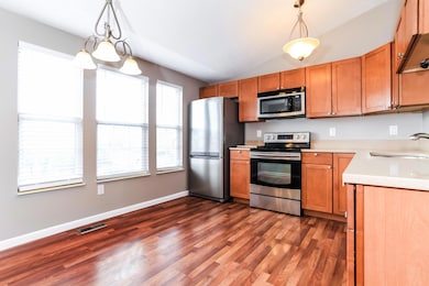 4784 Orangeburg Dr, Columbus, OH 43228 - photo 5