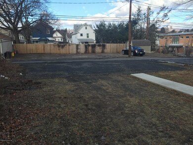 337 N Bromley Ave, Scranton, PA 18504 - photo 3