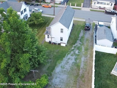 79 E 1st St, Wyoming, PA 18644 - photo 3