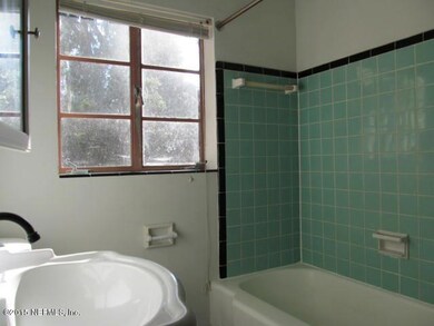 5721 Cedar Forest Dr S, Jacksonville, FL 32210 - photo 5