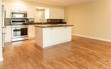 4815 Cedar Dr unit 61, West Des Moines, IA 50266 - photo 3