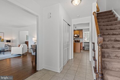 1375 Mark Dr, Lansdale, PA 19446 - photo 4