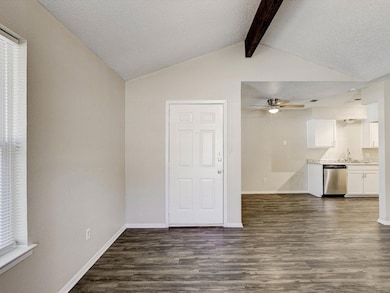 7704 Jamie Renee Ln, North Richland Hills, TX 76182 - photo 3