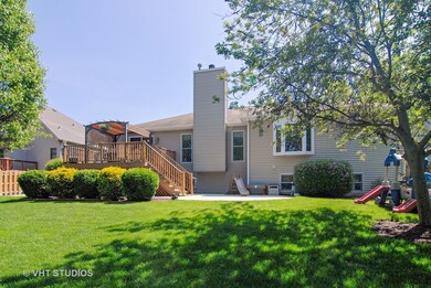 305 Prairieview Dr unit 6, Oswego, IL 60543 - photo 3