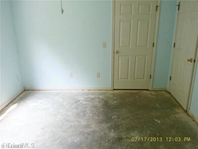 2nd Bedroom.