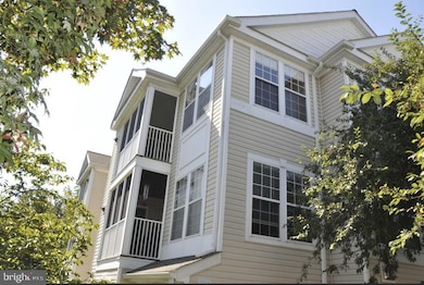 12008 Amber Ridge Cir unit A301, Germantown, MD 20876 - photo 2