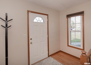1939 E 46th St, Davenport, IA 52807 - photo 2
