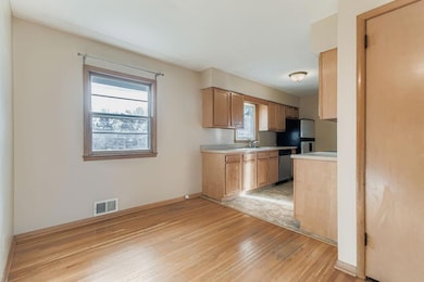 80 Sherrie Lane - Dining Room