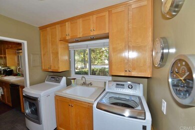 1519 W Riverside Dr, Burbank, CA 91506 - photo 7