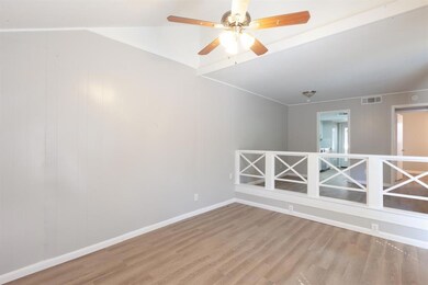 3401 Grooms St, Austin, TX 78705 - photo 5