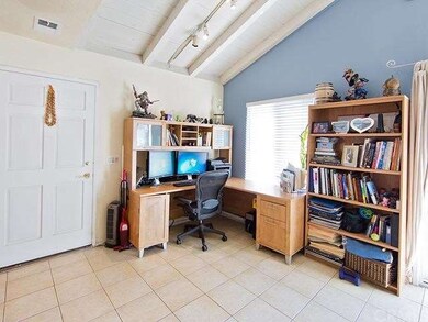 vaulted ceilings 