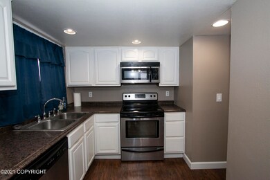 10031 Nantucket Cir, Anchorage, AK 99507 - photo 4