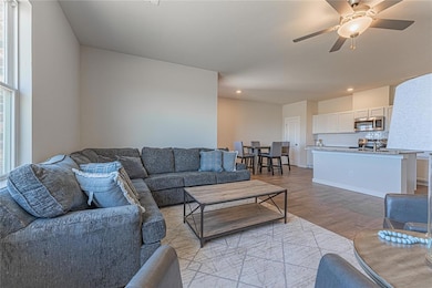 1025 County Street 2910, Tuttle, OK 73089 - photo 5