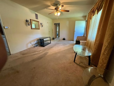 1054 S Hampton Rd, Columbus, OH 43227 - photo 5