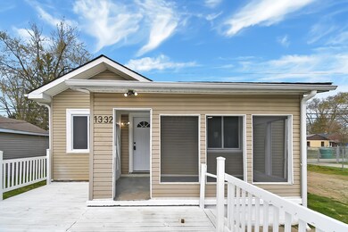 1332 Aberdeen Ave Columbus OH 43211-7