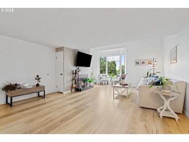 6535 SW Canyon Ct, Portland, OR 97225 - photo 3