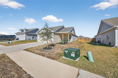 2732 Evening Side Ct, Fort Worth, TX 76179 - photo 3