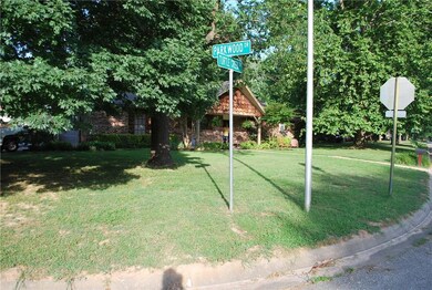 503 Turtle Creek Dr, Rogers, AR 72756 - photo 2