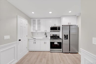 4411 Edson Ave, Bronx, NY 10466 - photo 3