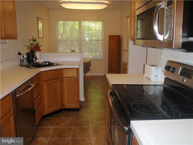 357 Radford Ct unit 357, Glen Mills, PA 19342 - photo 6