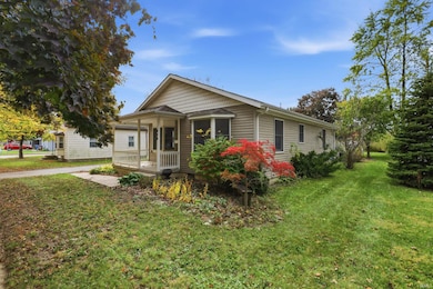 428 S Main St, Churubusco, IN 46723 - photo 2