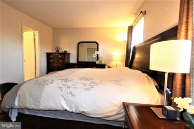 8 Marsh Ct, Lawrence Township, NJ 08648 - photo 7