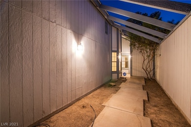 3767 Viking Garden Cir, Las Vegas, NV 89121 - photo 4