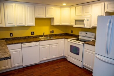 903 Hampton Way, Abington, MA 02351 - photo 4