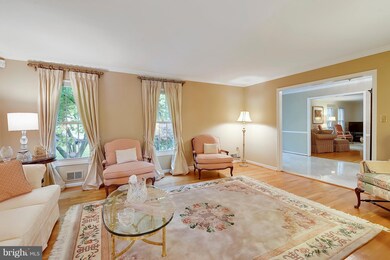 9420 Old Courthouse Rd, Vienna, VA 22182 - photo 4