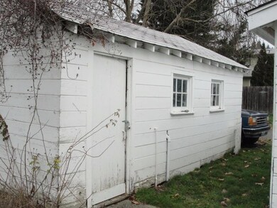 506 NW Clarke St, Grants Pass, OR 97526 - photo 4