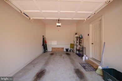 6269 Chaucer View Cir, Alexandria, VA 22304 - photo 6