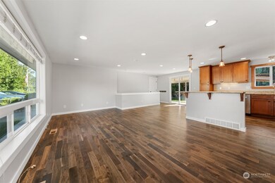 8629 NE 157th St, Kenmore, WA 98028 - photo 3