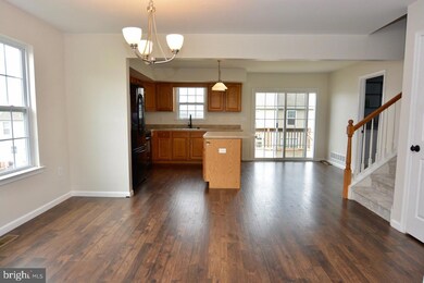 1020 Gregory Ln, Temple, PA 19560 - photo 7