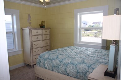 Master bedroom2