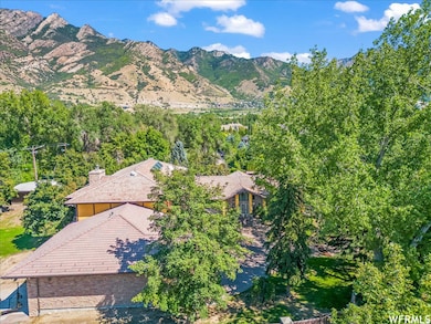 6003 S Oakhill Dr, Holladay, UT 84121 - photo 4