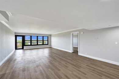 The Tower at Port Royale unit 905, Fort Lauderdale, FL 33308 - photo 3