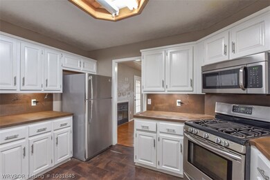 708 Stephanie St, Muldrow, OK 74948 - photo 5