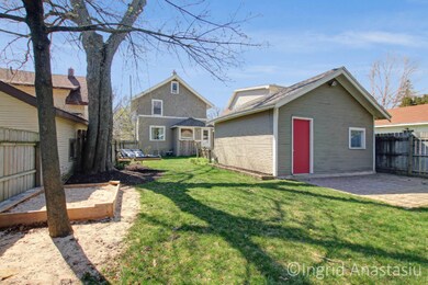 Sandbox, Patio, Swing