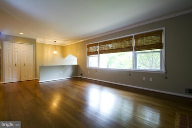 403 Dove Cir SW, Vienna, VA 22180 - photo 5