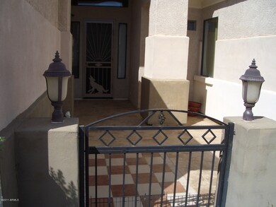 840 N Emery, Mesa, AZ 85207 - photo 2