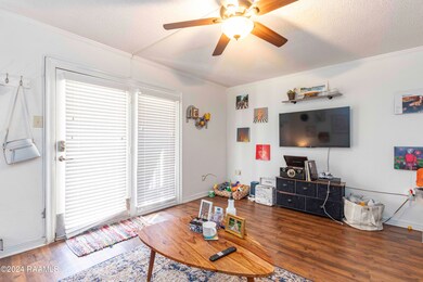 Living Room 4