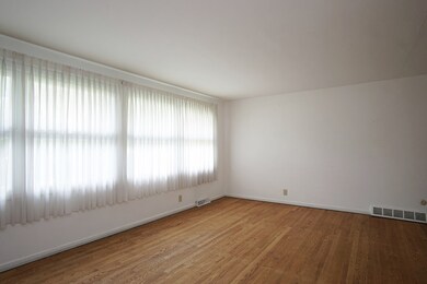 1133 Berry Ln, Flossmoor, IL 60422 - photo 4