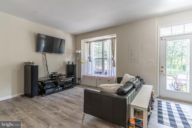 9194 Cardinal Forest Ln unit 47, Lorton, VA 22079 - photo 4