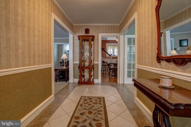 7113 Hilltop Rd, Upper Darby, PA 19082 - photo 6