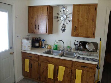 Kitchen. 1st floor unit kitchen