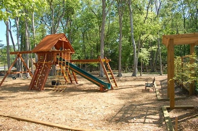PLAYGROUND (Large)