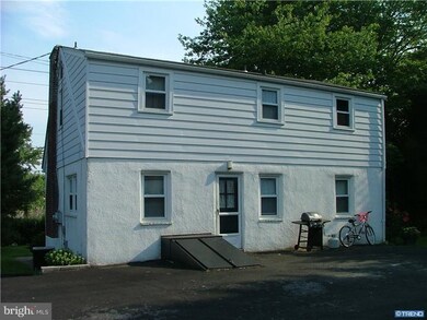 809 Capitol Trail unit 2, Newark, DE 19711 - photo 2
