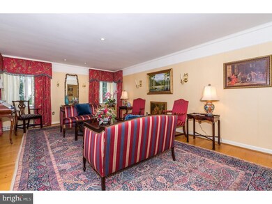 3101 Westview Dr, Reading, PA 19605 - photo 5