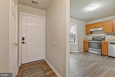 4207 Stockbridge Dr, Dumfries, VA 22025 - photo 3