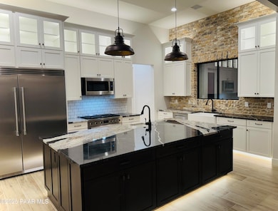 1170 E Cougar Ridge Rd, Paulden, AZ 86334 - photo 4